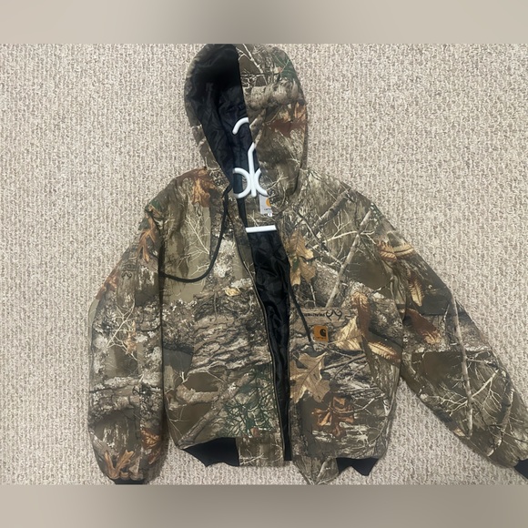 Carhartt Jackets & Blazers - Carhartt Realtree Camo Hooded Jacket - Size Small